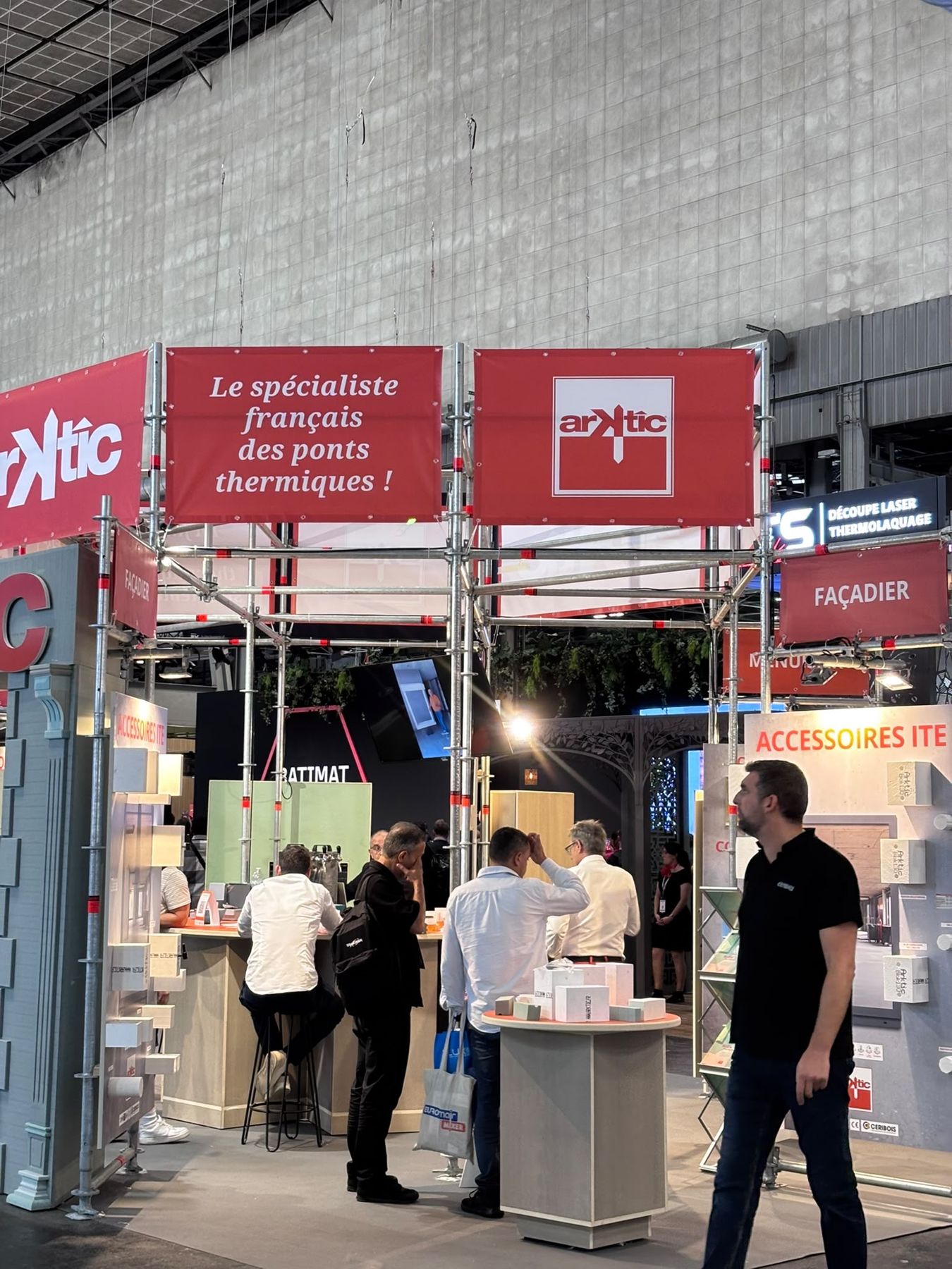 Stand Arktic